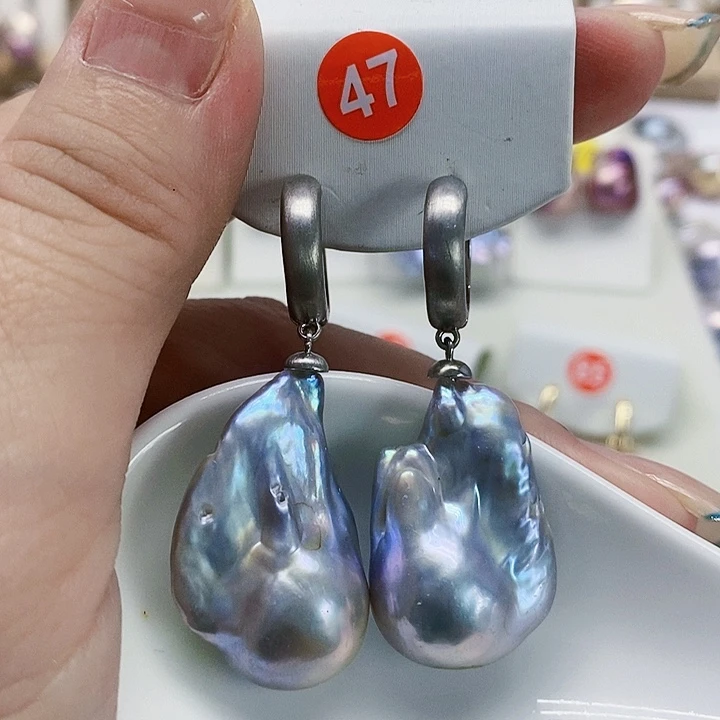 银S925镶嵌耳饰淡水珍珠