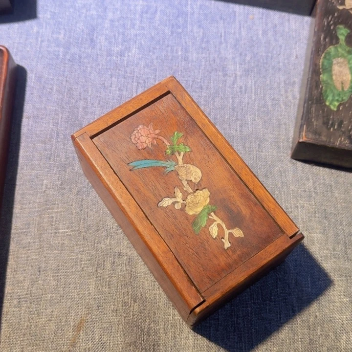 贡木机关盒得得得得得