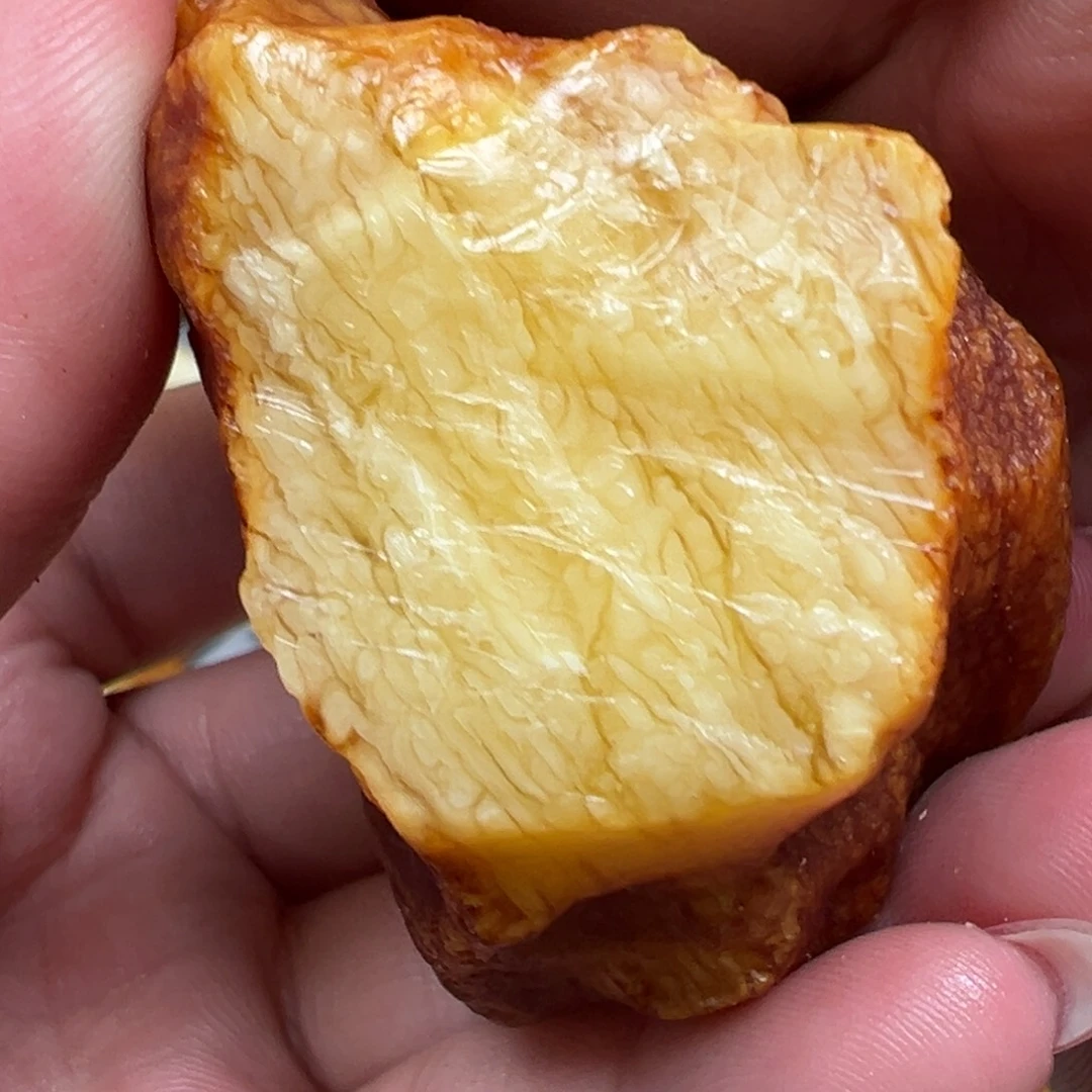 定制琥珀未镶嵌蜜蜡