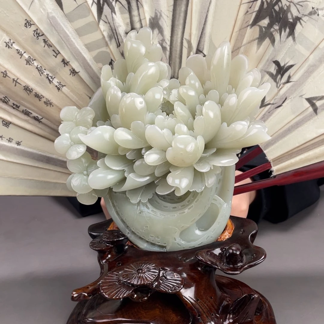 未镶嵌和田玉摆件