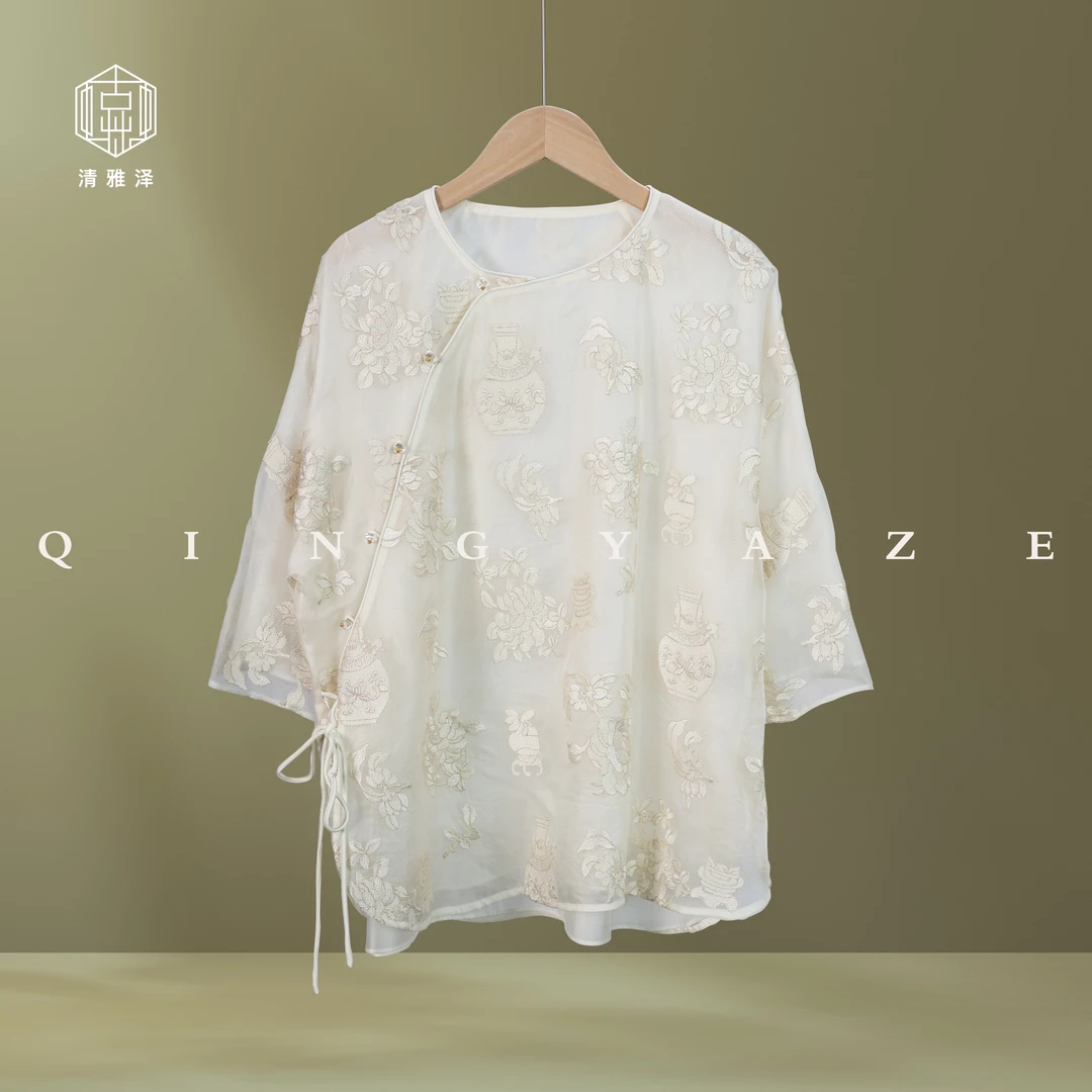 白宝瓶！桑蚕丝重工刺绣新中式上衣！ GZ4402