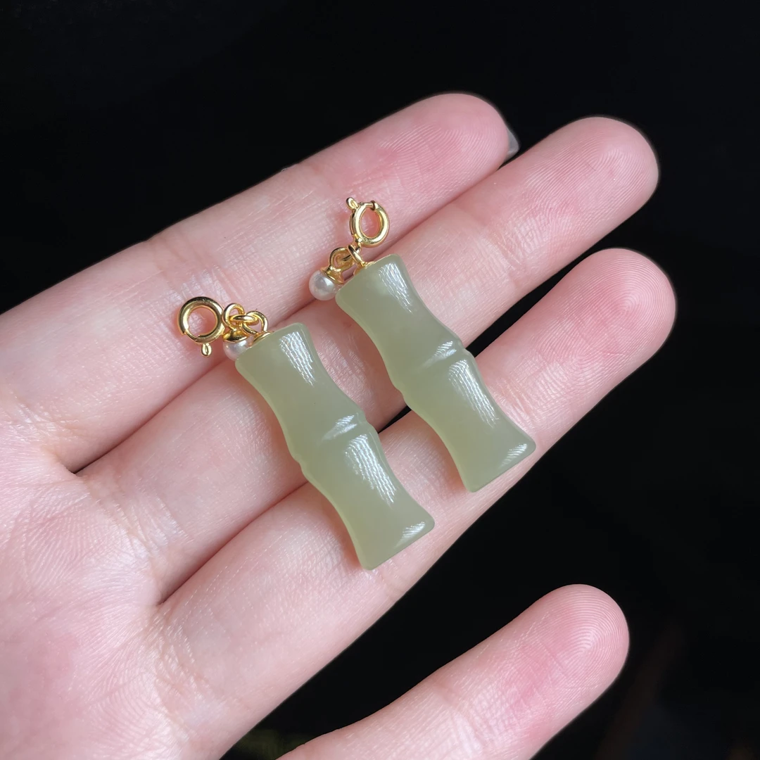 L【玉总珠宝】925银和田玉晴水吊坠-约25*8*5mm多样性发一CAN231017