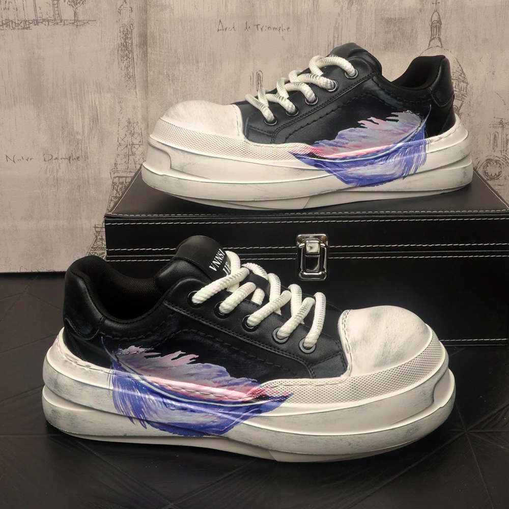 2025秋季新款男士真皮休闲板鞋复古潮流百搭网红轻奢运动休闲男鞋