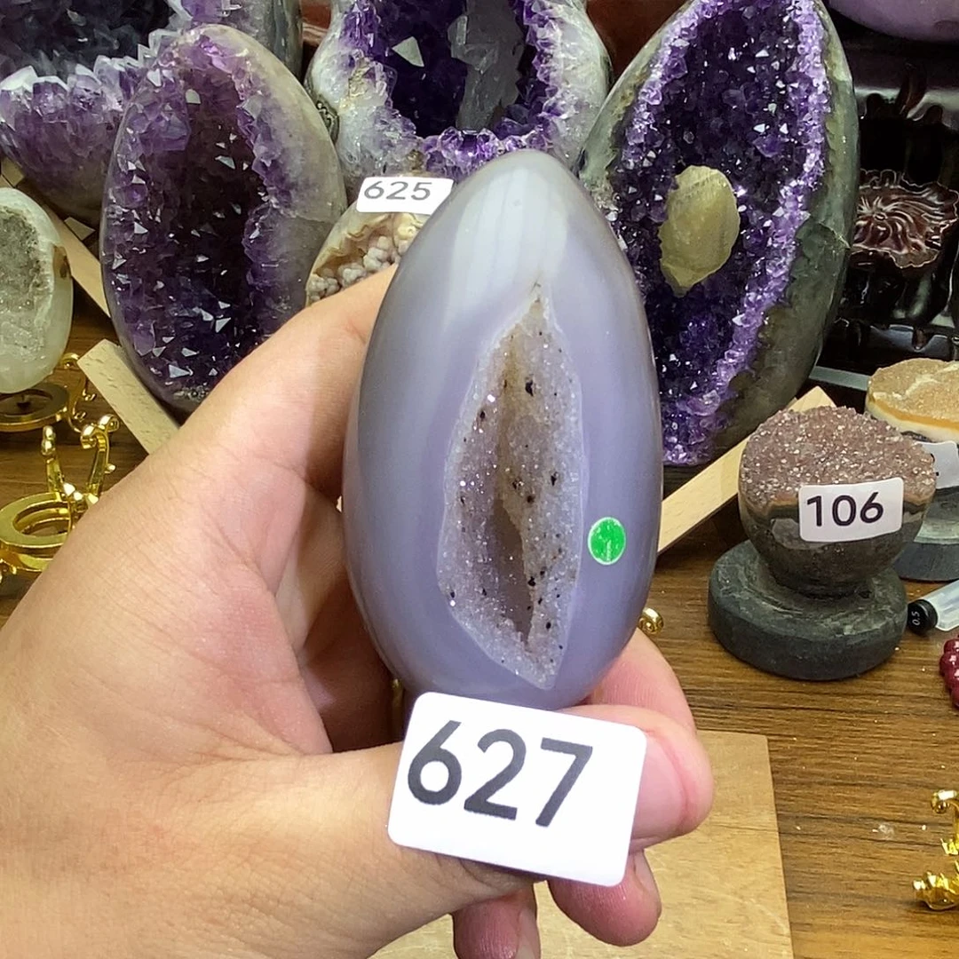 紫晶摆件未镶嵌全抛龙蛋