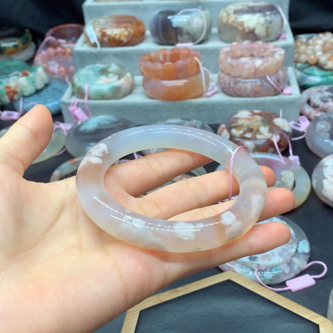 手镯玛瑙/玉髓未镶嵌简****！2