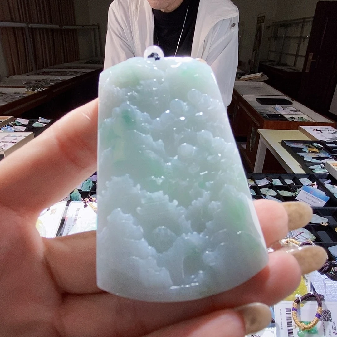 颈饰未镶嵌翡翠翡翠