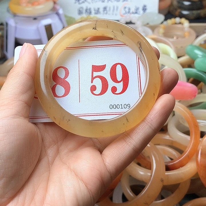 石英质玉（黄龙玉）未镶嵌手镯