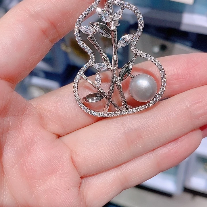锆石铜合金葫芦胸针 竹叶款 银色