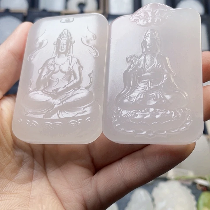 石英质玉（金丝玉）颈饰未镶嵌江****a