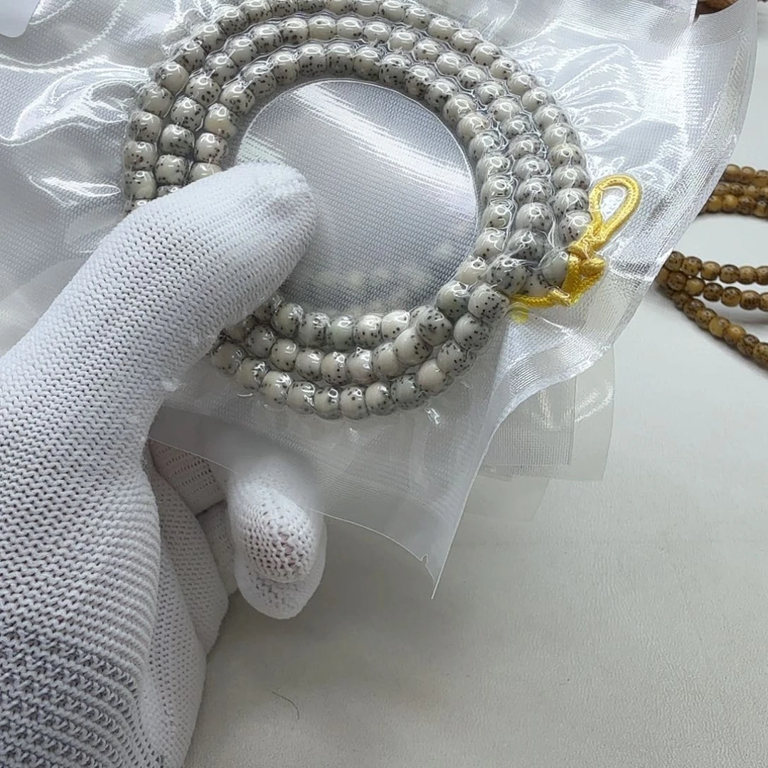 星月菩提吊坠12尊宠糯冰石玉河豚6左右108