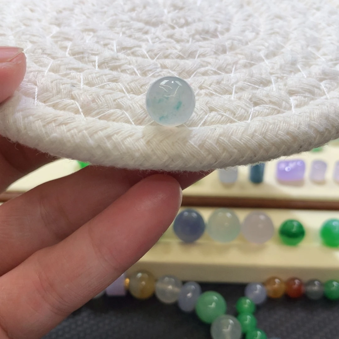 定制翡翠未镶嵌9.5mm冰种飘蓝花