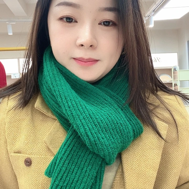 布艺非金属绿色围巾