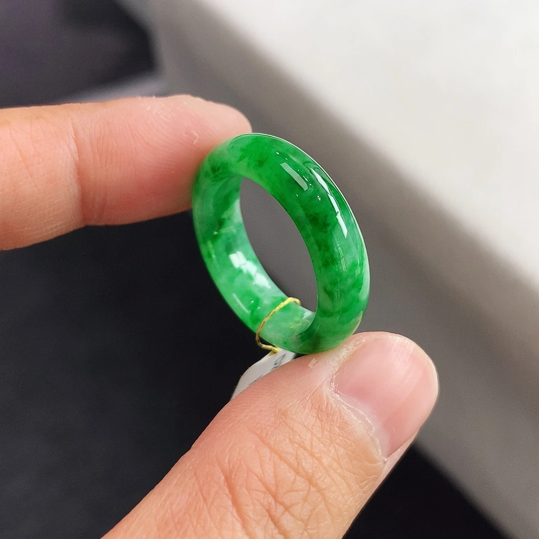 翡翠未镶嵌戒指18号