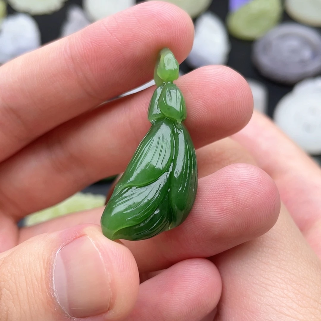【闪购商品】颈饰未镶嵌和田玉