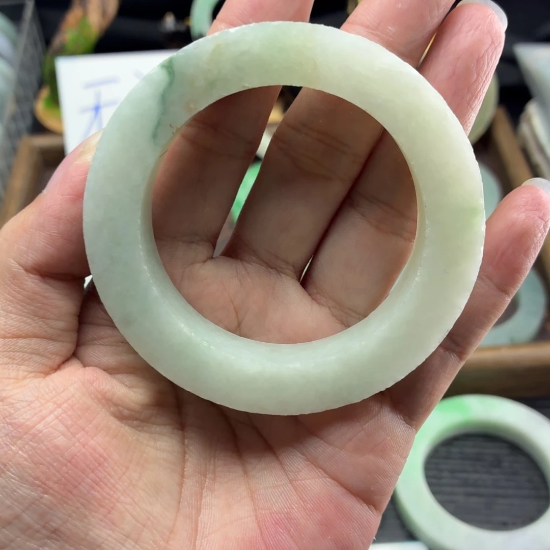 定制翡翠未镶嵌缅甸翡翠A货手镯毛胚定制
