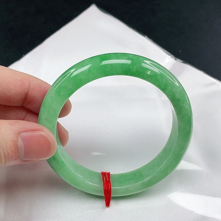 翡翠手镯未镶嵌圈54.7。5012