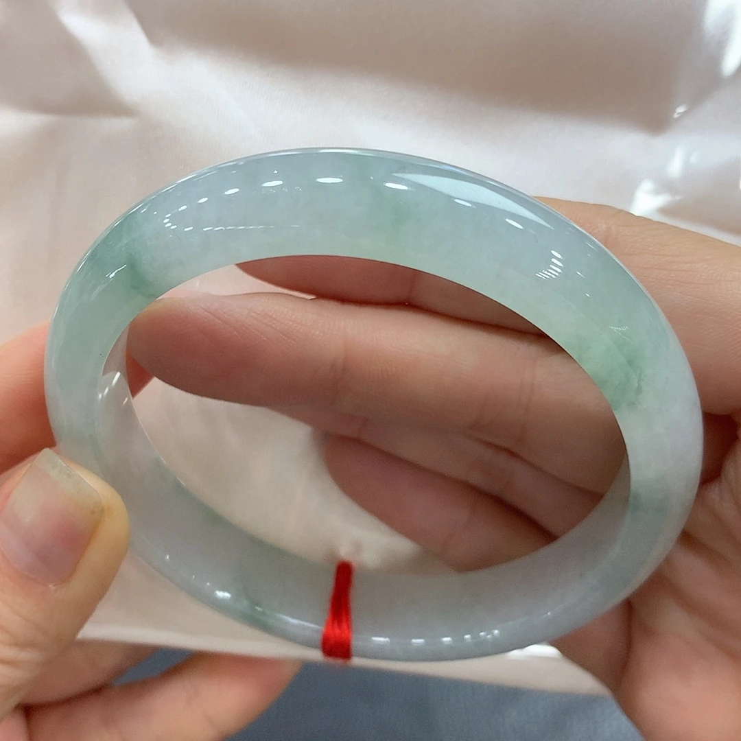 翡翠未镶嵌手镯63正圈