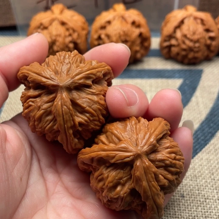 花***村核桃白狮子41核桃