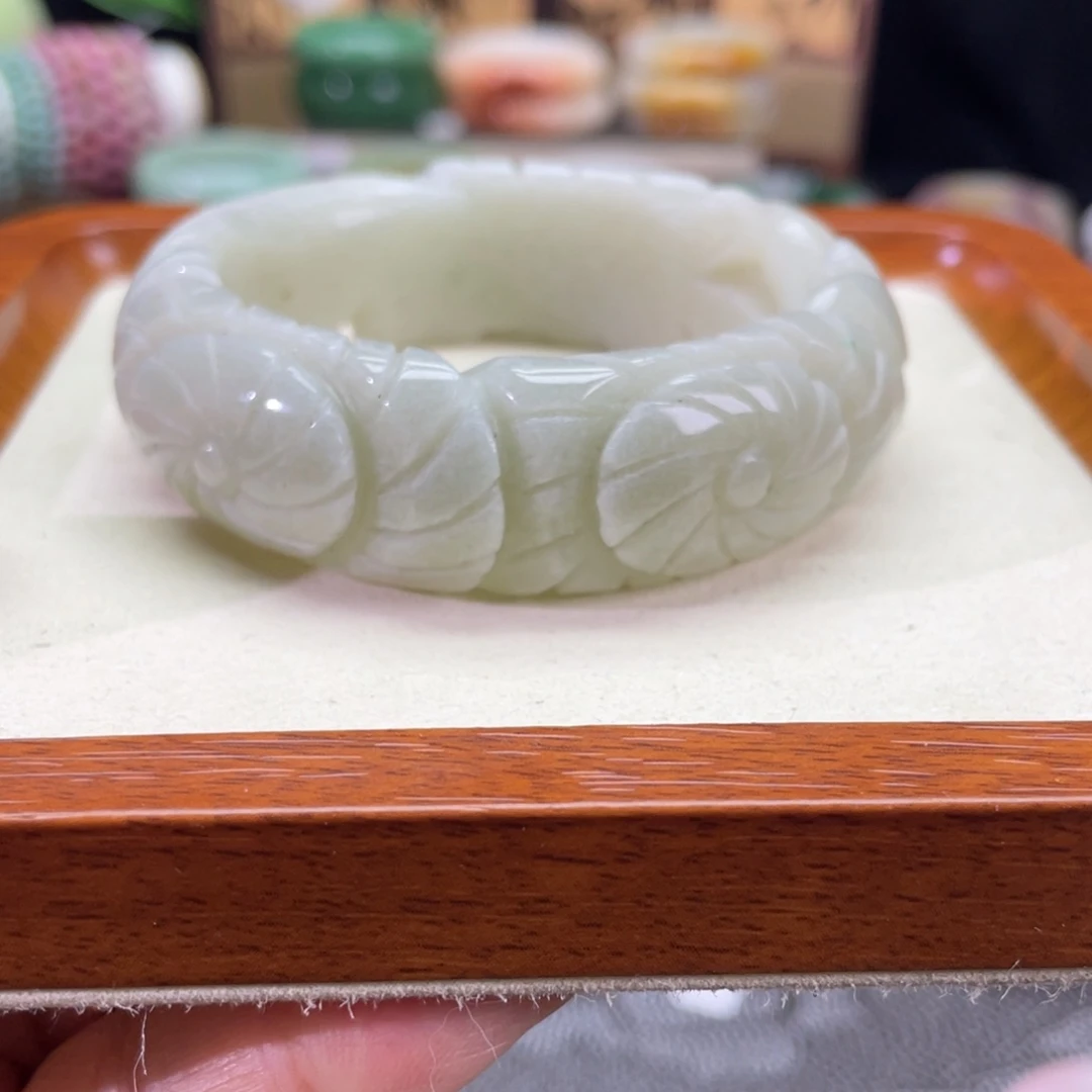 石英质玉未镶嵌手镯