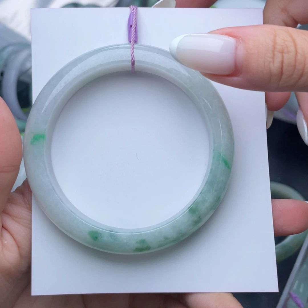 翡翠未镶嵌手镯60圈