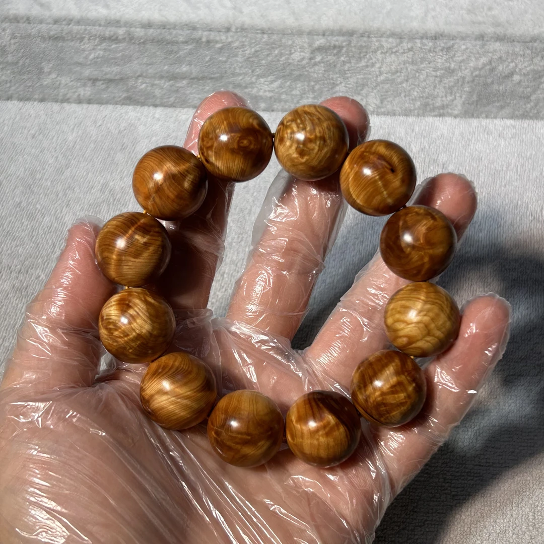 太行悬崖侧柏,2.0龙胆纹,瑕疵,超高密度,纹理灵动闪烁,捡漏的来