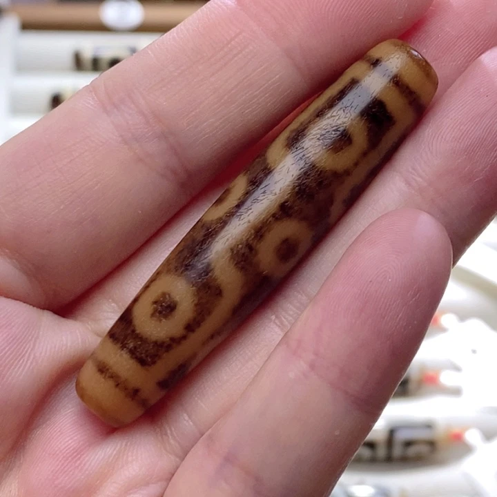 大***吹玛瑙/玉髓未镶嵌珠宝半成品
