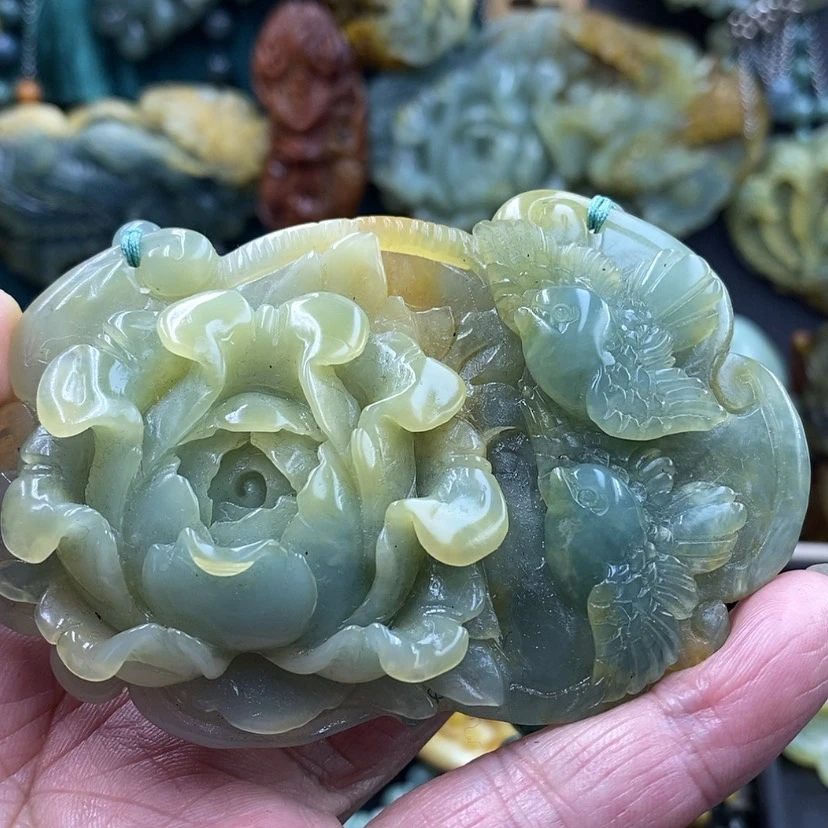 【闪购商品】未镶嵌蛇纹石玉吊坠