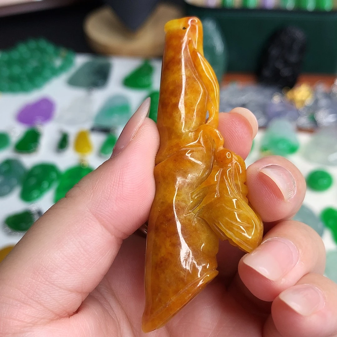 颈饰未镶嵌翡翠吊坠