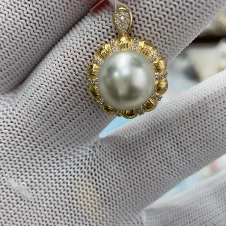 银S925镶嵌海水珍珠颈饰