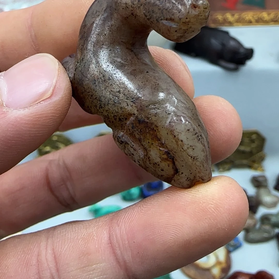 未镶嵌和田玉（糖玉）珠宝奇石