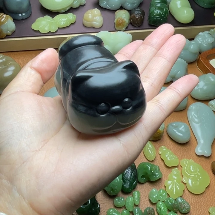 【闪购商品】颈饰未镶嵌和田玉