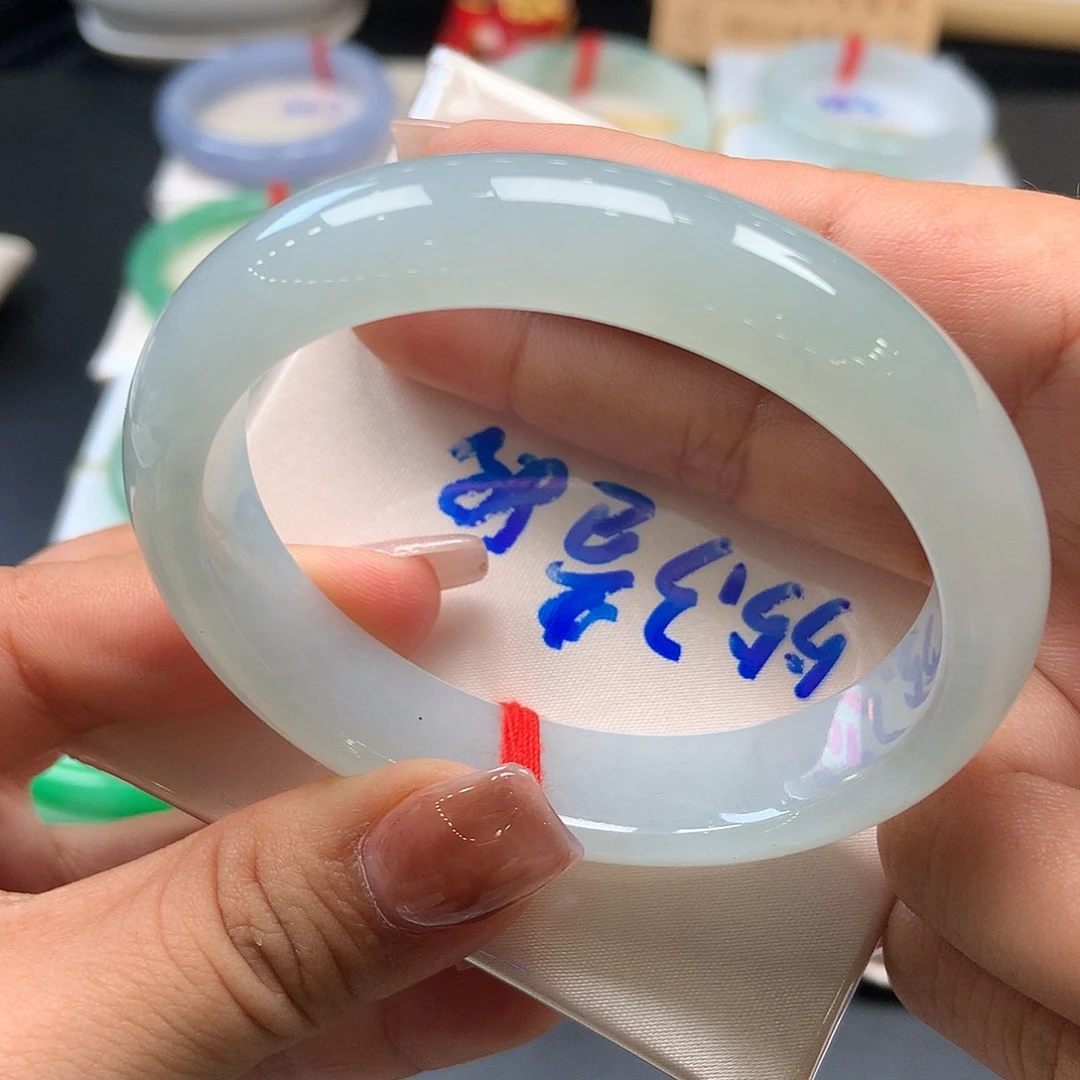 翡翠未镶嵌手镯22号贵妃