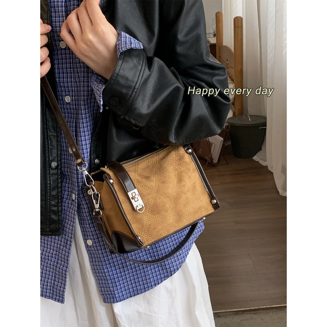 小香风包包女款爆款2025新款秋冬复古手提小方包百搭通勤斜挎包