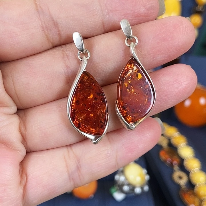 琥珀银S925镶嵌耳饰