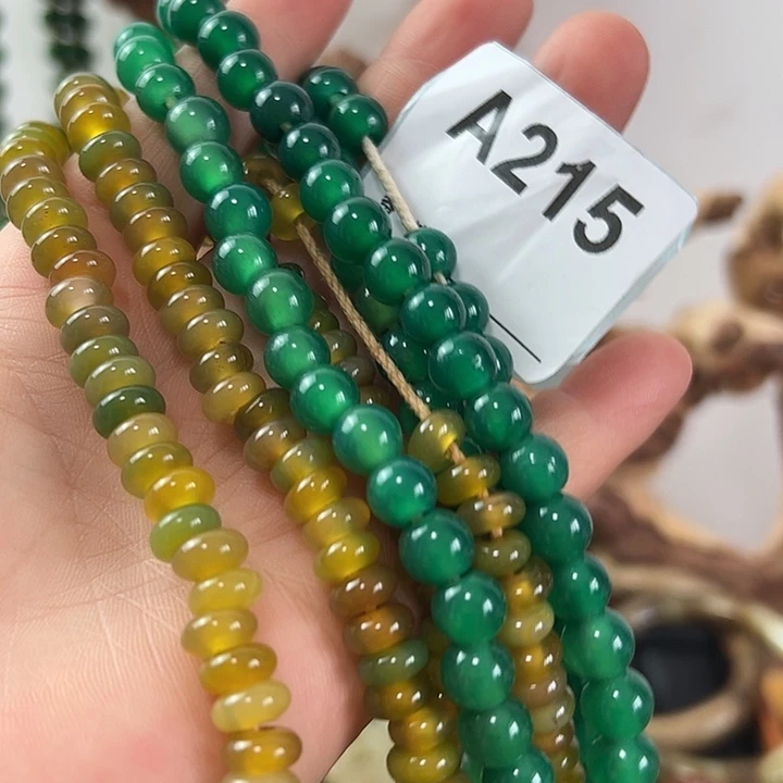 @***儿未镶嵌颈饰玛瑙/玉髓