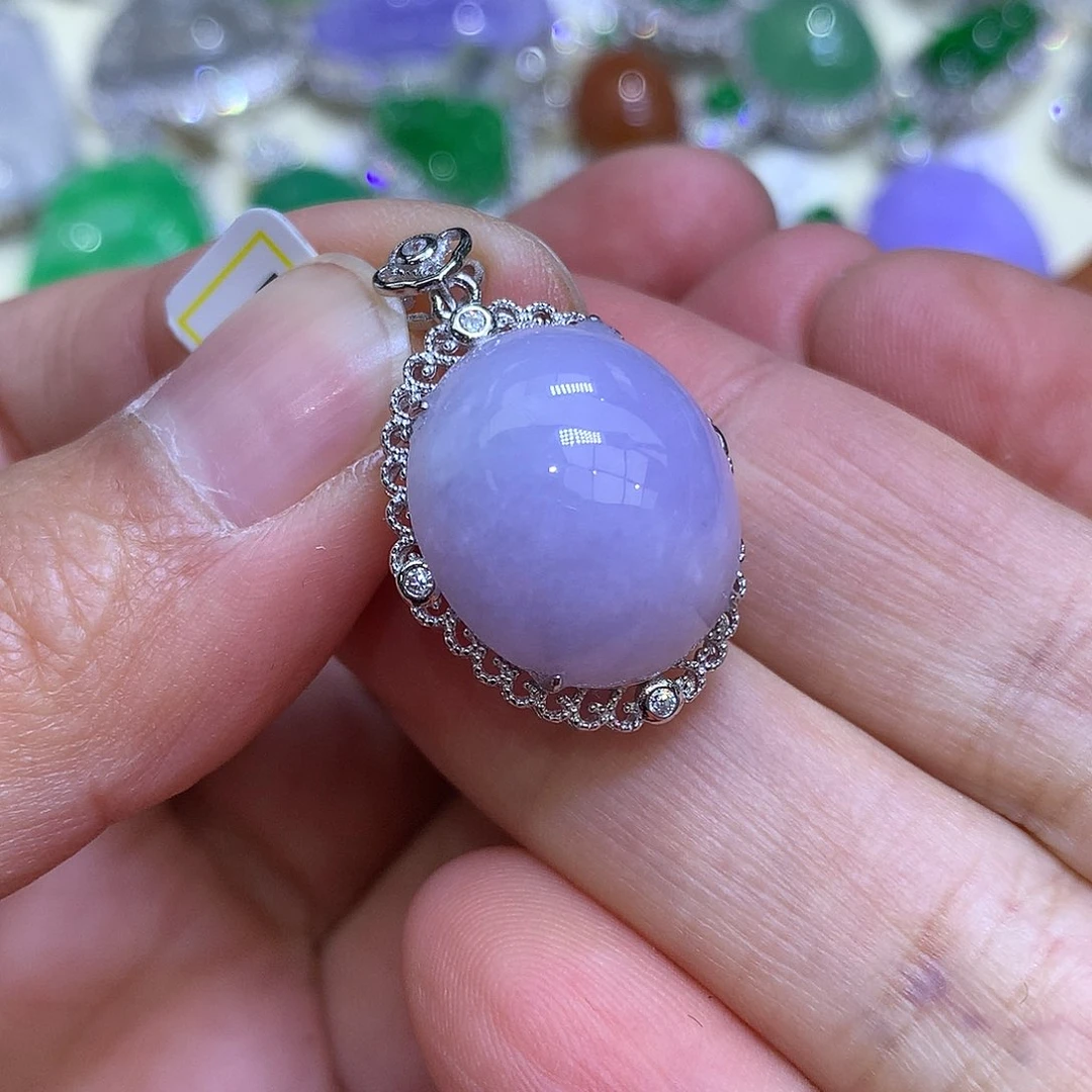 翡翠颈饰银S925镶嵌翡翠吊坠