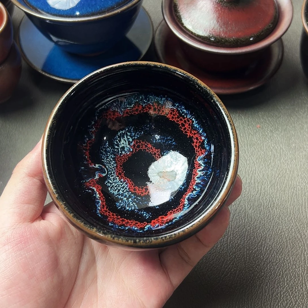 茶盏我想和她好好聊聊呢呵呵