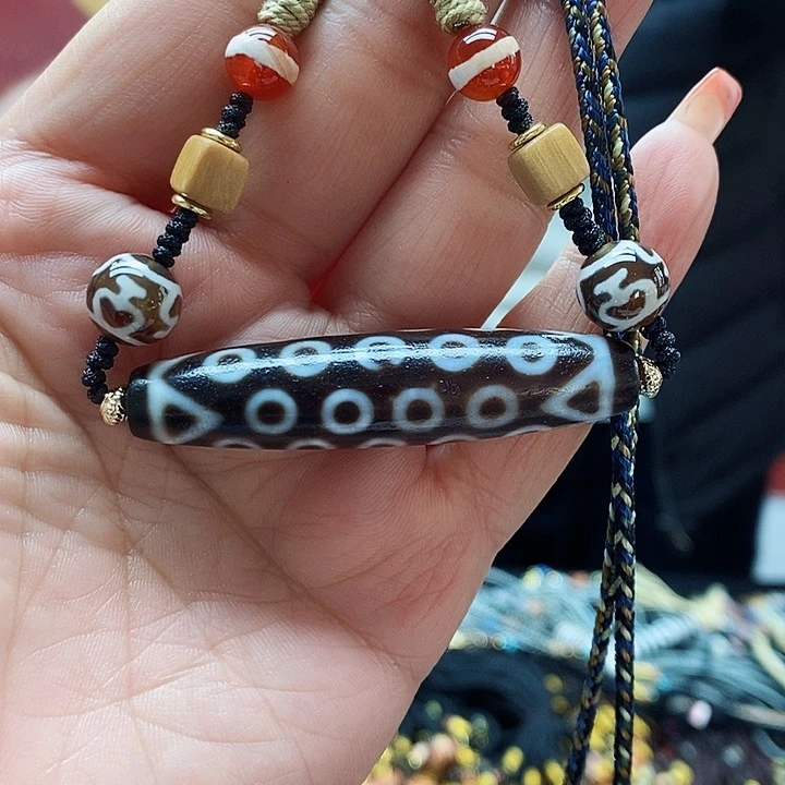 玛瑙/玉髓颈饰合金