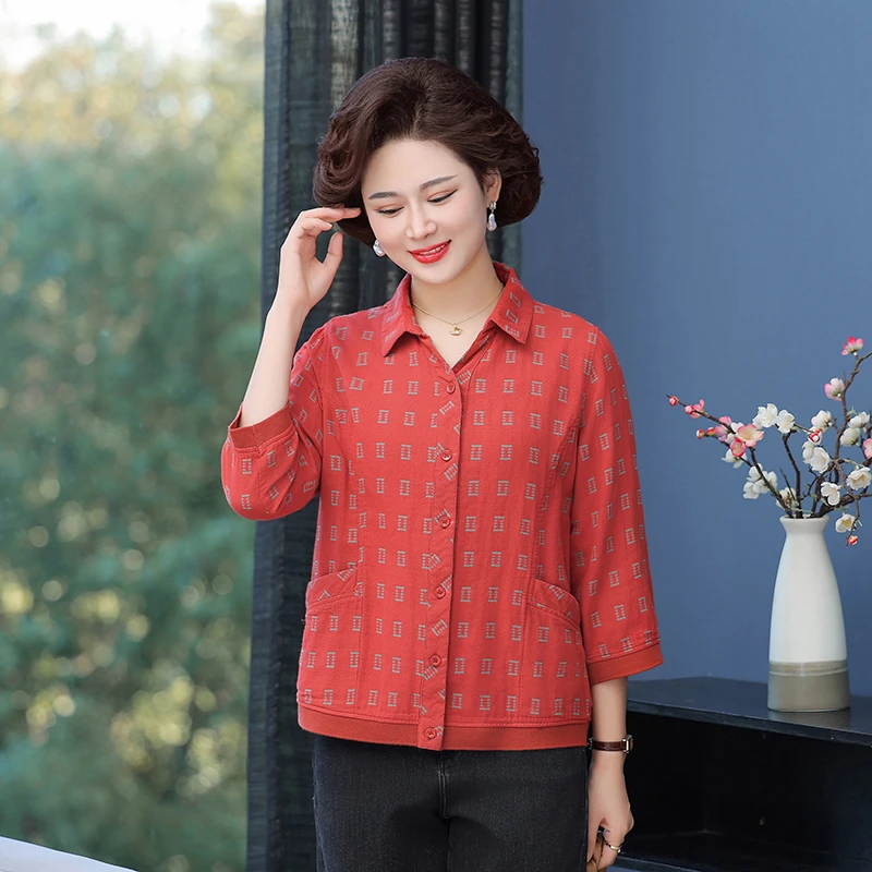 纯棉妈妈装七分袖衬衫新款中老年女装上衣宽松大码老太太矮个子