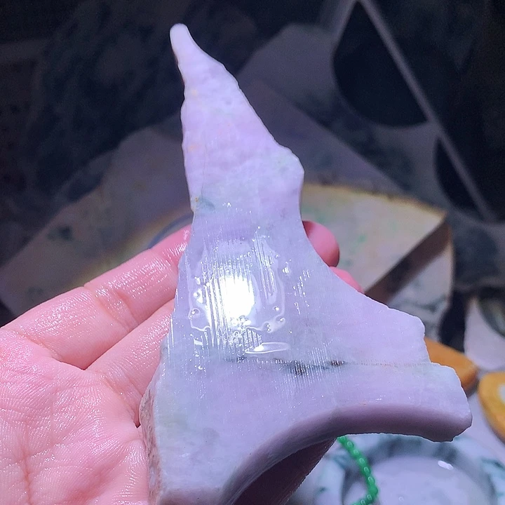 颈饰未镶嵌翡翠边角料