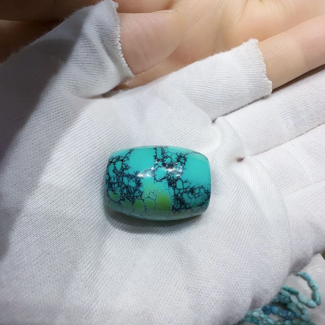 绿松石未镶嵌原矿绿松石