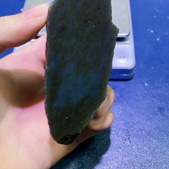 未镶嵌和田玉（糖玉）珠宝半成品