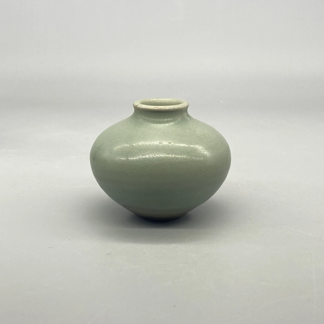 92512096*明早期龙泉窑瓷水盂/瓷器九/江苏省文物总店/MM