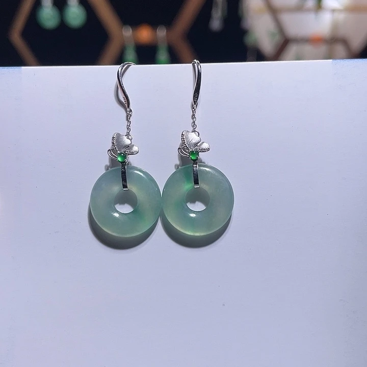 翡翠18K金镶嵌耳饰