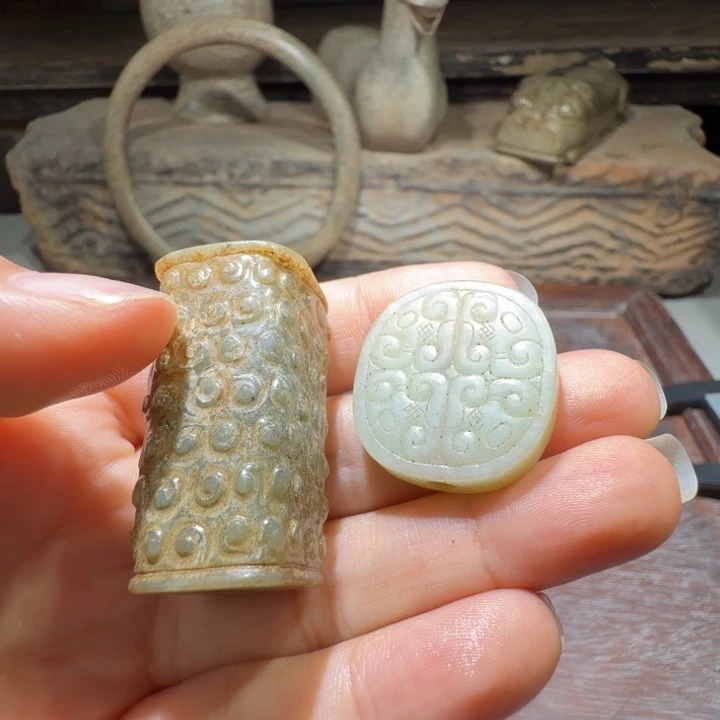 高***车和田玉（糖玉）未镶嵌颈饰