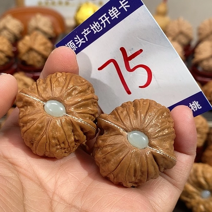 文玩核桃把件36银镶玉铁锤75号