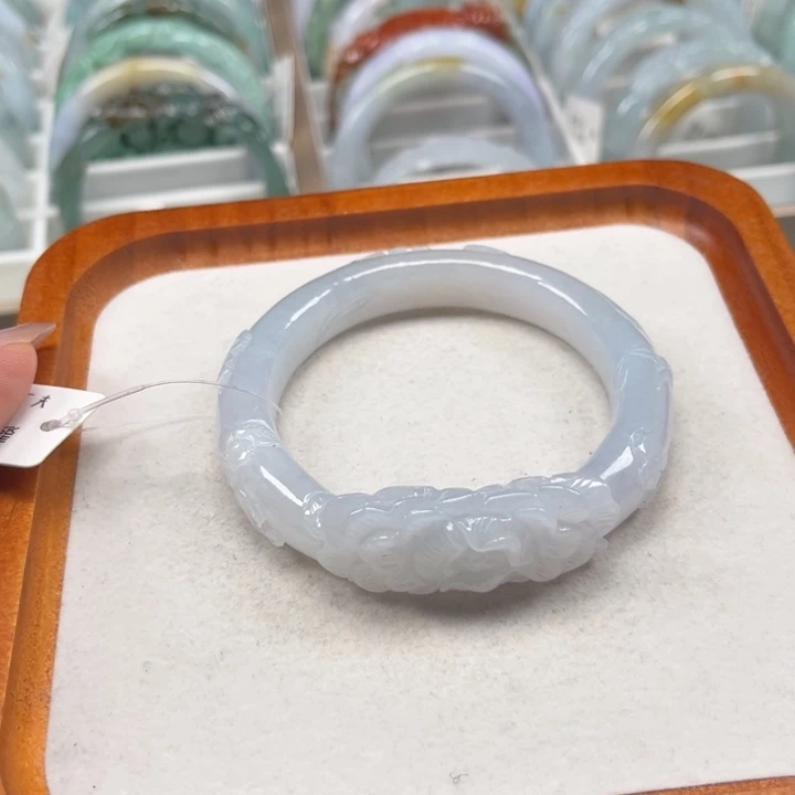 翡翠未镶嵌手镯035冰胶牡丹花54.7