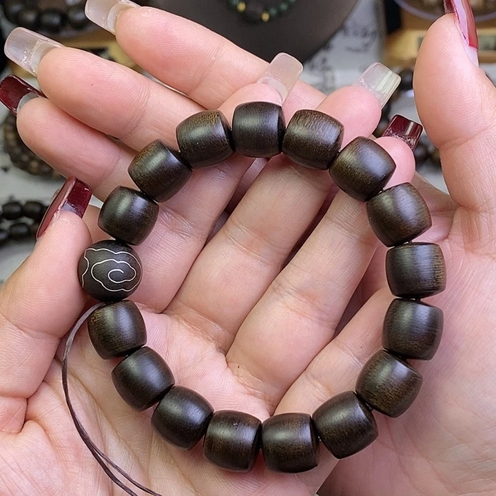 沉香手串?****?越南芽庄白棋楠玉化沉水