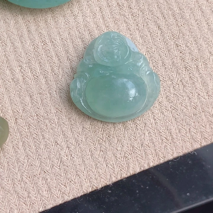 定制翡翠未镶嵌挂件