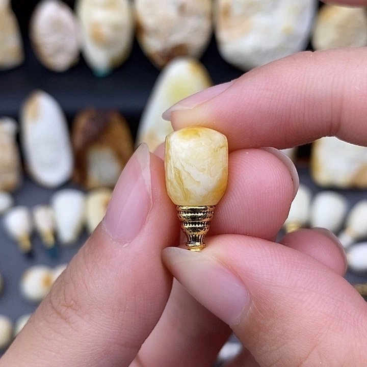 未镶嵌琥珀裸石9虎皮三通b56